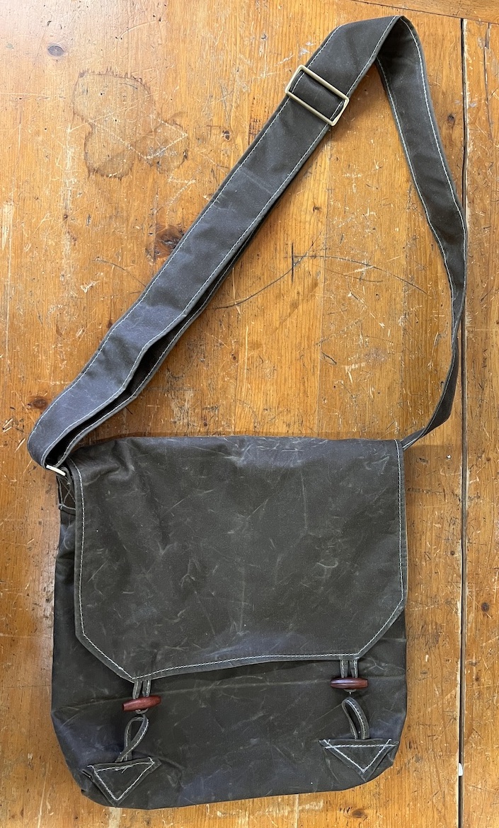 canvas shoulder bag